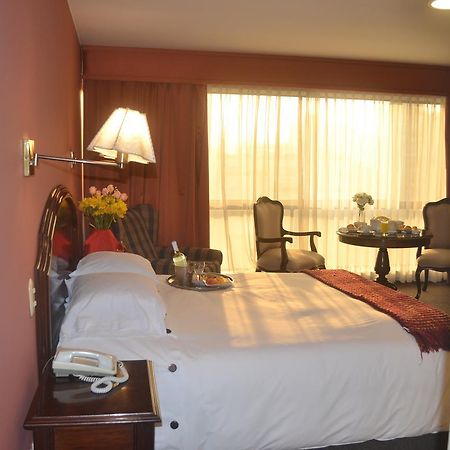 Suites Plaza Las Flores Lima Extérieur photo