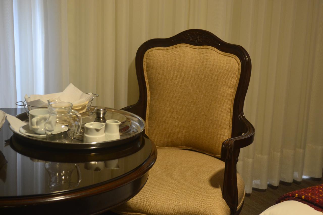 Suites Plaza Las Flores Lima Extérieur photo