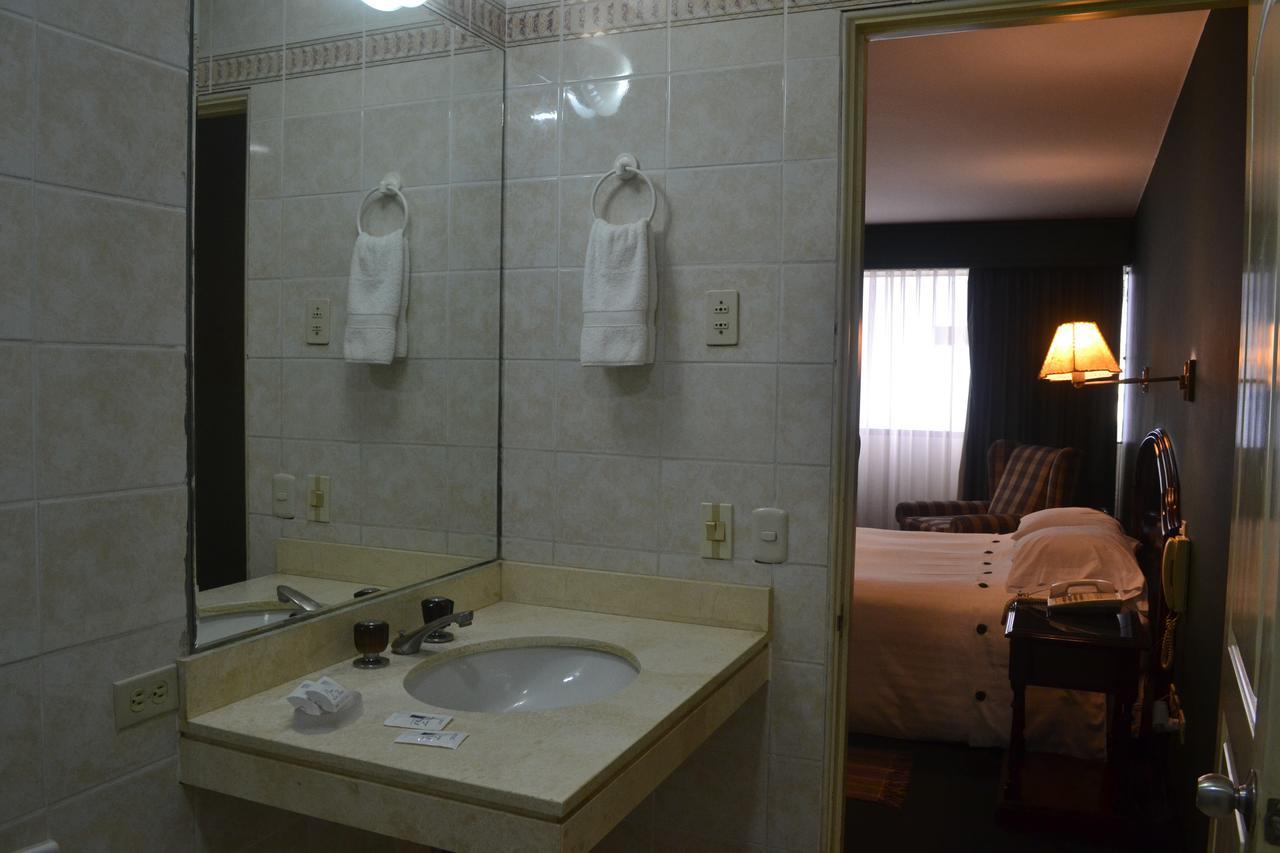 Suites Plaza Las Flores Lima Extérieur photo