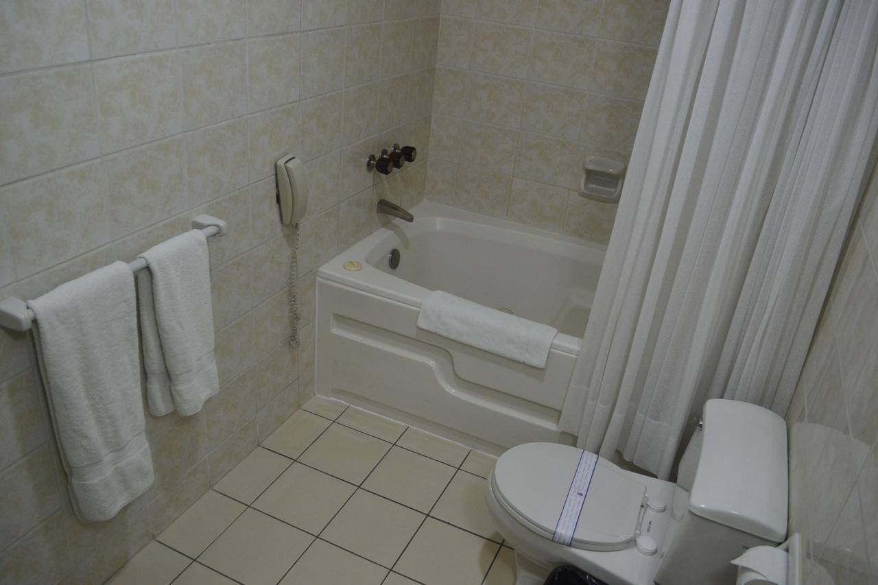 Suites Plaza Las Flores Lima Extérieur photo