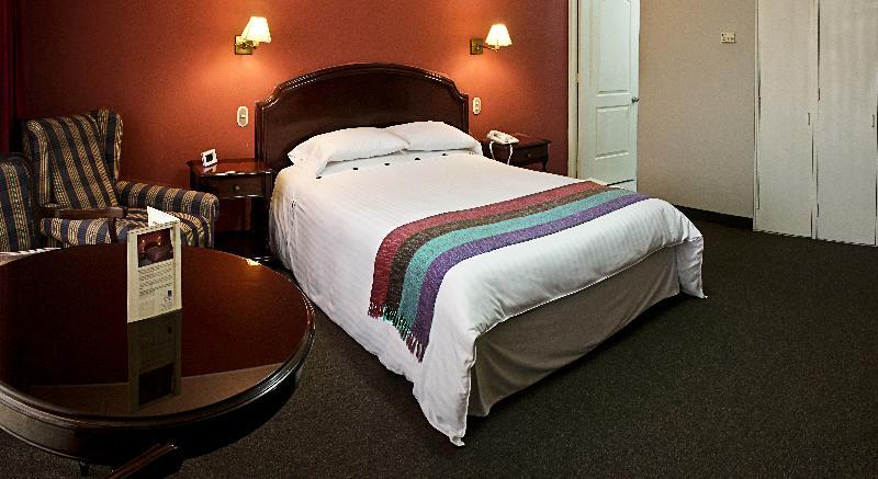 Suites Plaza Las Flores Lima Extérieur photo