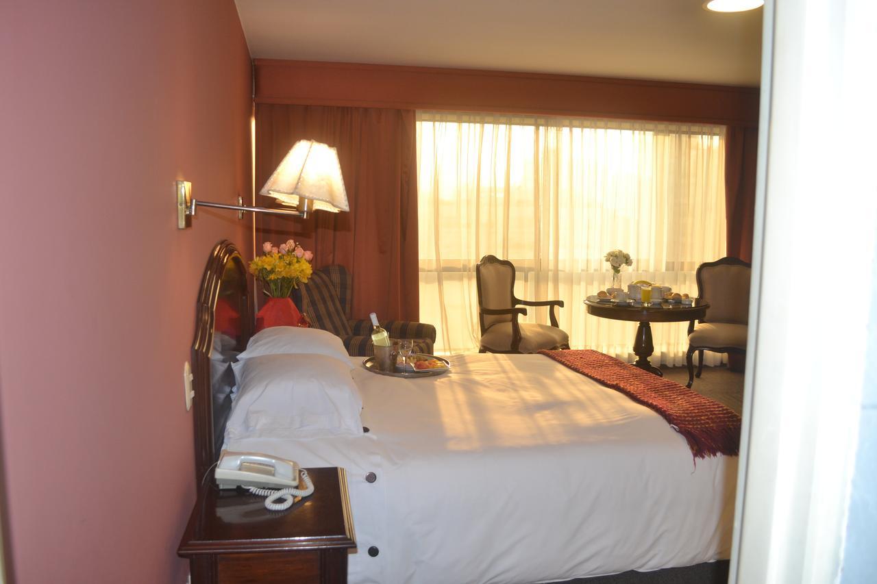 Suites Plaza Las Flores Lima Extérieur photo
