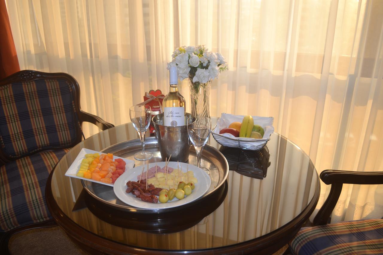 Suites Plaza Las Flores Lima Extérieur photo