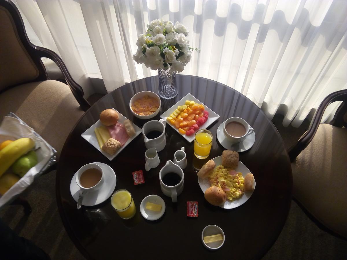 Suites Plaza Las Flores Lima Extérieur photo