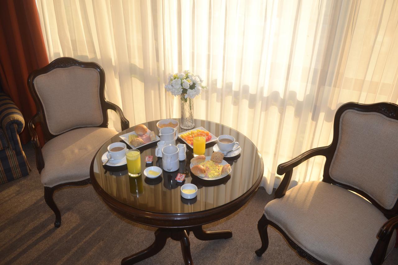 Suites Plaza Las Flores Lima Extérieur photo