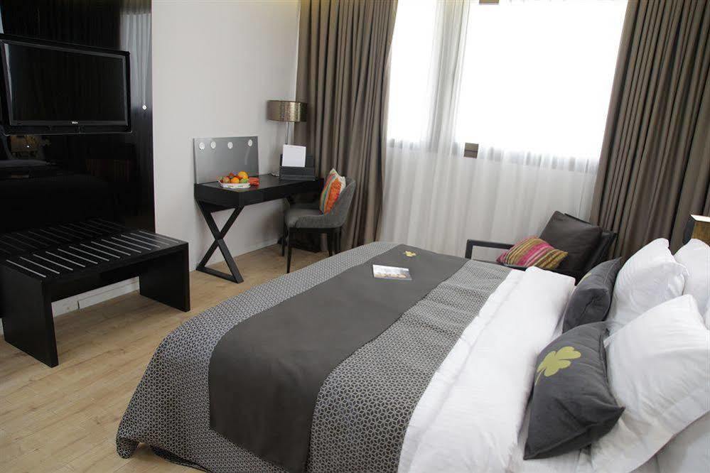 Suites Plaza Las Flores Lima Extérieur photo