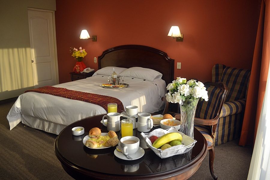 Suites Plaza Las Flores Lima Extérieur photo