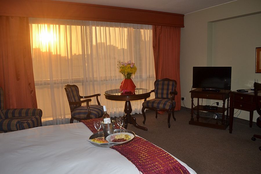 Suites Plaza Las Flores Lima Extérieur photo